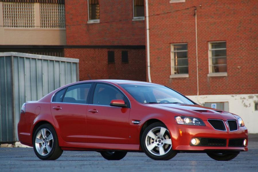  Pontiac G8 GT 2008 года  (фото 3 из 48)